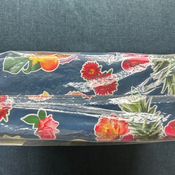 Consuela “Cruise” Classic Tote - Picture 4 of 6